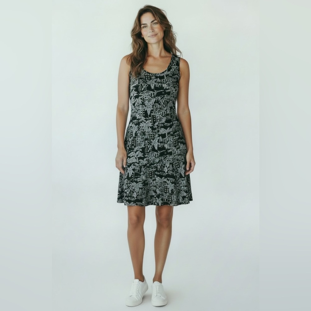 Chico’s Travelers Printed Sleeveless Fit & Flare Dress Size Zero (Small)